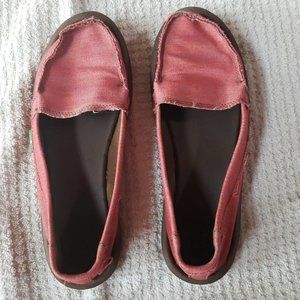 Sanuk Women's Red Loafers Size 6